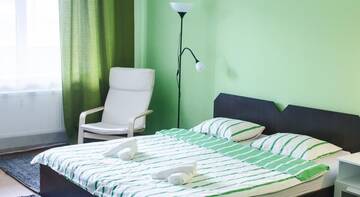 Фото номера Трехместный номер с ванной комнатой Гостевой дом UP-Hotel г. Ижевск 4