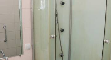 Фото номера Апартаменты с 2 спальнями Гостиница on Karla Marksa 175 г. Ижевск 27