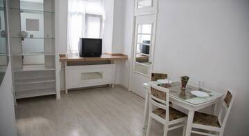 Фото номера Апартаменты с 2 спальнями Гостиница on Karla Marksa 175 г. Ижевск 21